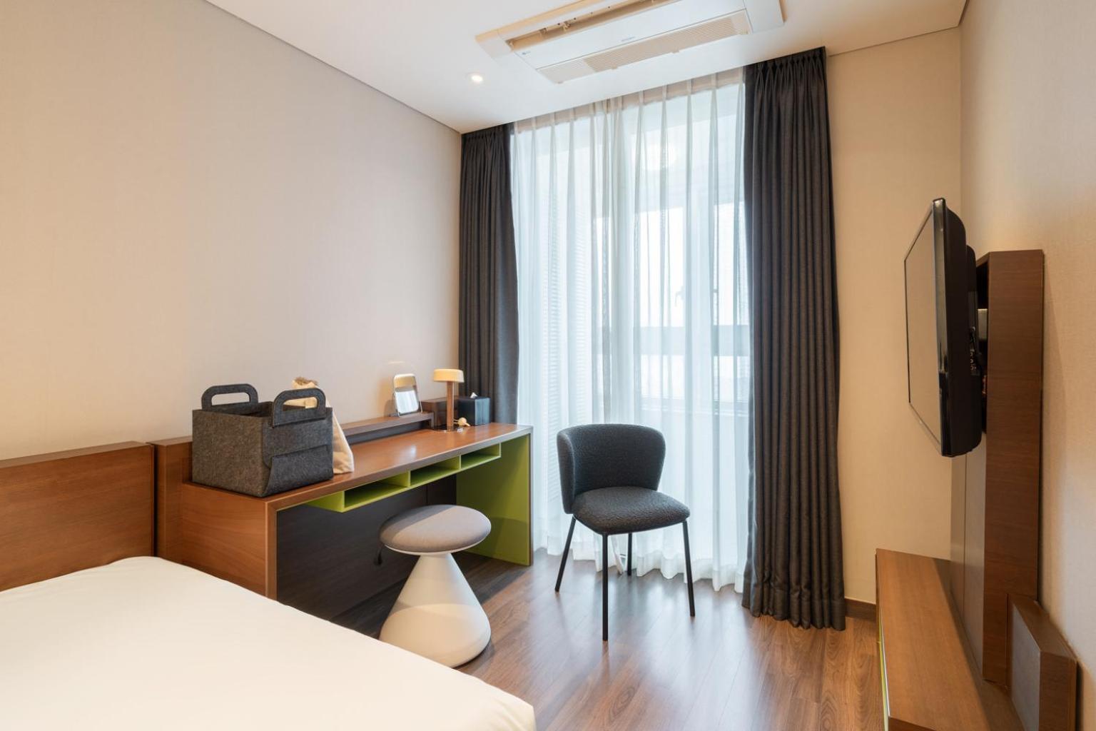 בוסאן Urbanstay Haeundae Station מראה חיצוני תמונה